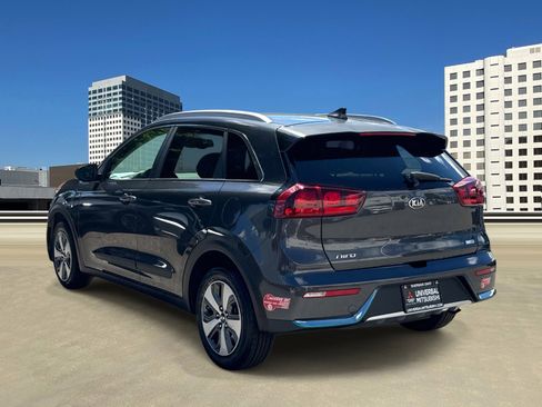 Used 2018 Kia Niro LX FWD image 3