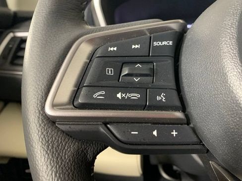Used 2026 Subaru Ascent Limited AWD/4WD image 31
