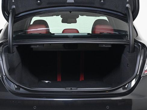 Used 2025 Alfa Romeo Giulia w/ Veloce Package Rwd image 24