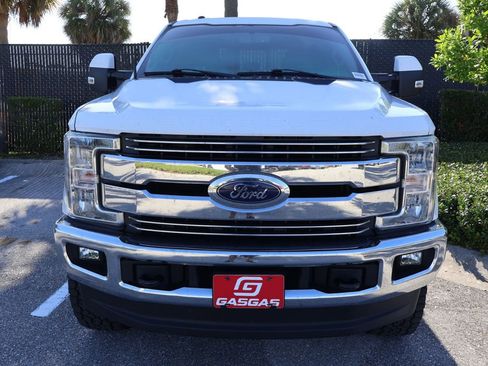 Used 2018 Ford F250 Lariat w/ Lariat Value Package AWD/4WD image 5