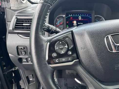 Used 2021 Honda Pilot Touring image 26