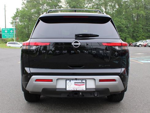 Certified 2024 Nissan Pathfinder SL w/ SL Premium Package image 7