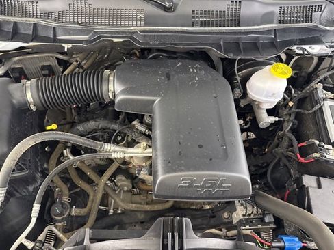 Used 2023 RAM 1500 Classic SLT w/ Trailer & Traction Group image 17