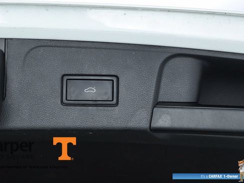 Used 2023 Volkswagen Atlas SE w/ Panoramic Sunroof Package FWD image 68