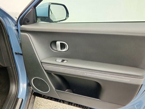 Used 2024 Hyundai Ioniq 5 Limited image 26