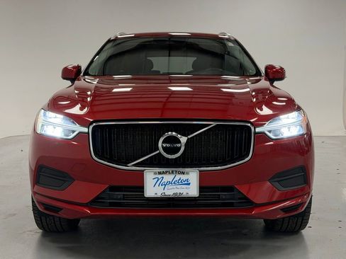 Used 2020 Volvo XC60 T5 Momentum w/ Protection Package Premier image 7