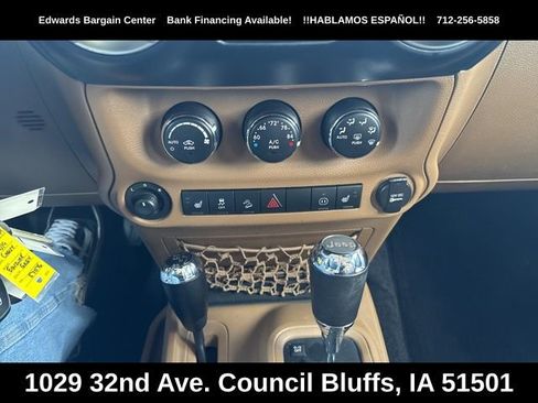 Used 2011 Jeep Wrangler Unlimited Sahara w/ Connectivity Group image 21