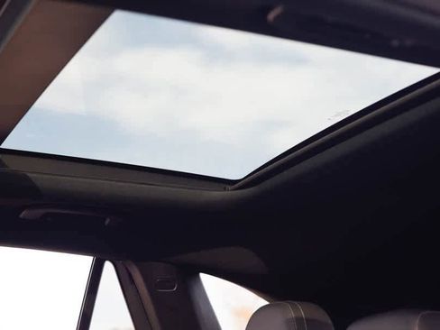 Certified 2023 Mercedes-Benz GLC 300 4MATIC image 23