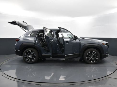 Certified 2025 MAZDA CX-50 2.5 Hybrid w/ Premium Plus Pkg image 40