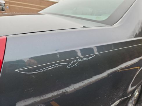 Used 2011 Cadillac DTS Luxury image 10