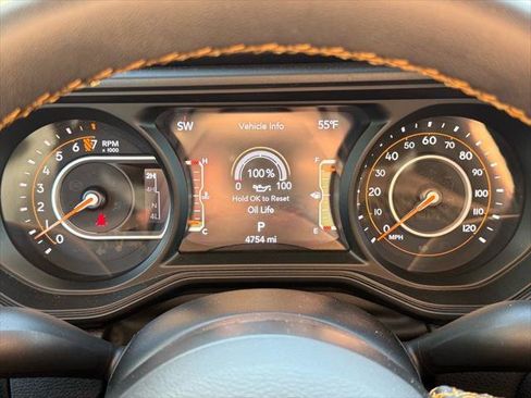 Certified 2025 Jeep Gladiator Sport image 17