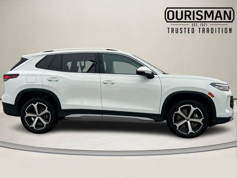 New 2026 Volkswagen Tiguan SE image 2