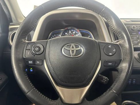 Used 2013 Toyota RAV4 Limited AWD/4WD image 17