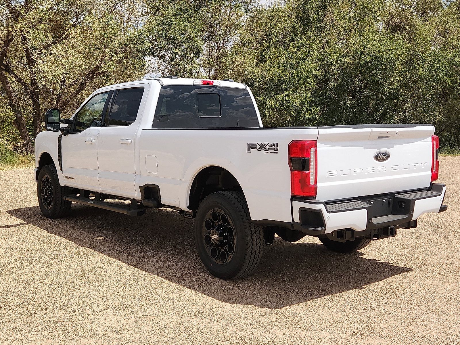 New 2026 Ford F350 Lariat w/ Black Appearance Package AWD/4WD image 3
