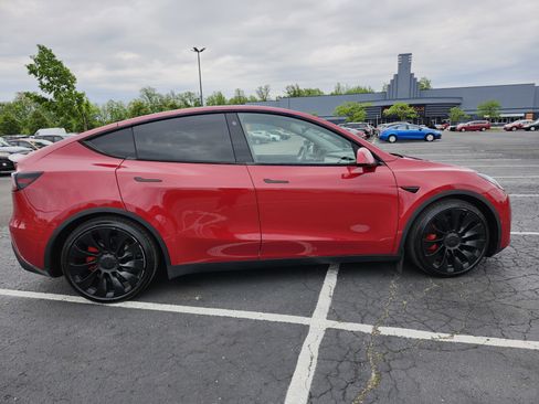 Used 2022 Tesla Model Y Performance AWD/4WD image 18