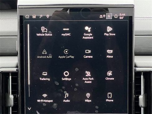 New 2025 GMC Yukon Denali w/ Denali Reserve Package image 23