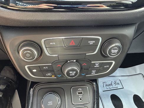 Used 2018 Jeep Compass Limited AWD/4WD image 26