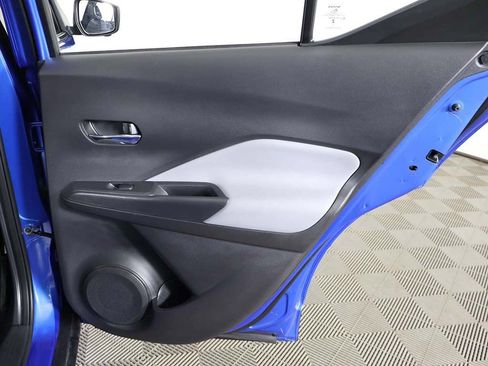 Used 2023 Nissan Kicks SR w/ SR Premium Package FWD image 25