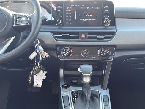 Used 2026 Kia Seltos LX FWD image 32