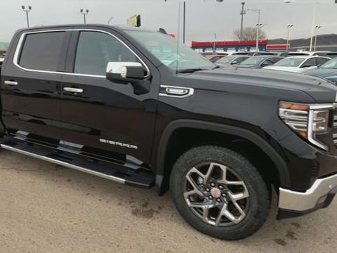 New 2026 GMC Sierra 1500 SLT w/ SLT Premium Plus Package image 2