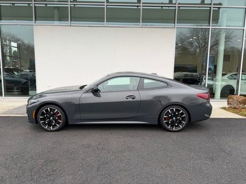 Used 2025 BMW 430i xDrive Coupe w/ M Sport Package image 2