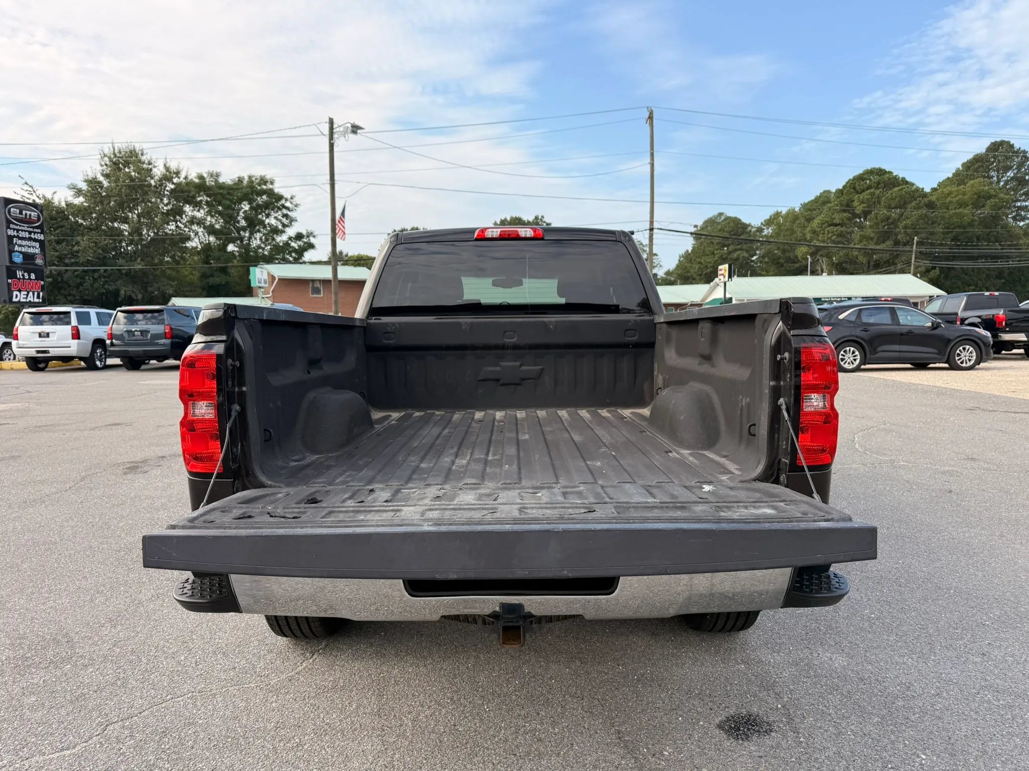 Used 2018 Chevrolet Silverado 1500 LT w/ All Star Edition AWD/4WD image 11