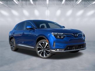 New 2025 VinFast VF 8 Plus video 1