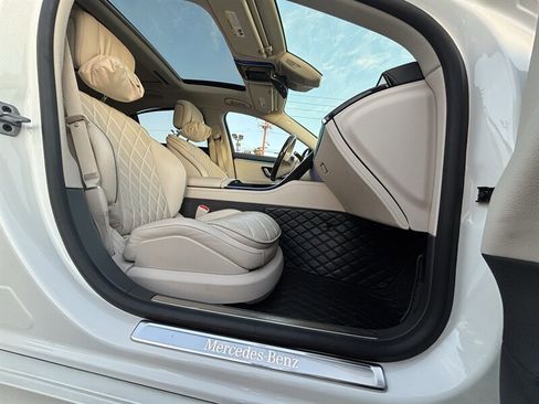 Used 2023 Mercedes-Benz S 580 4MATIC Sedan image 29