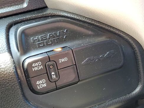 Used 2019 RAM 2500 Laramie AWD/4WD image 21