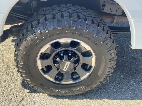 Used 2021 Ford F250 Lariat w/ Lariat Ultimate Package image 23