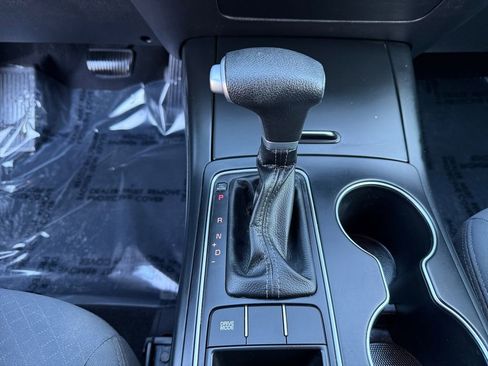 Used 2020 Kia Sorento LX image 17