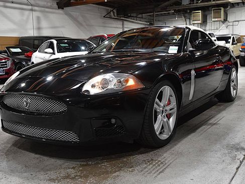 Used 2009 Jaguar XKR R RWD image 4