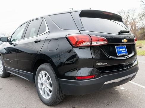 Used 2023 Chevrolet Equinox LT image 8