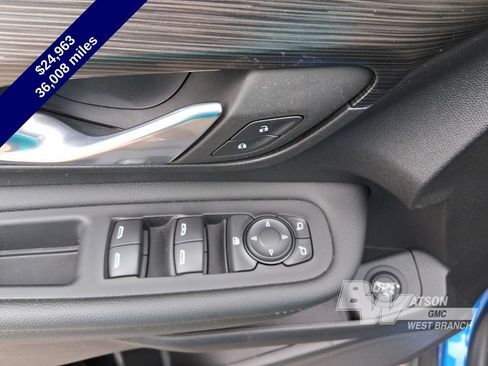 Used 2024 GMC Terrain SLE w/ Driver Convenience Package AWD/4WD image 22