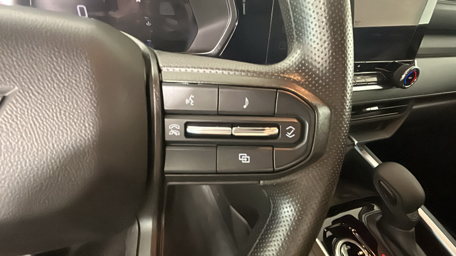 Used 2023 Chevrolet Colorado W/T w/ LPO, Pro Essentials Package AWD/4WD image 20