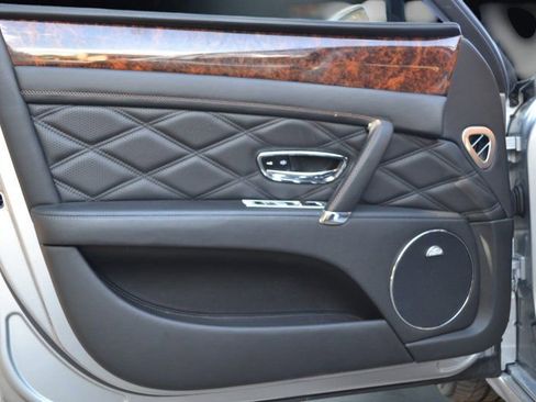 Used 2015 Bentley Flying Spur W12 AWD/4WD image 16