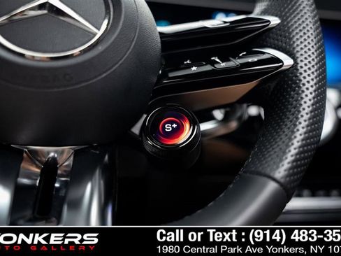 Used 2025 Mercedes-Benz CLA 35 AMG 4MATIC image 18