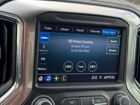 Used 2022 Chevrolet Silverado 1500 LT AWD/4WD image 28