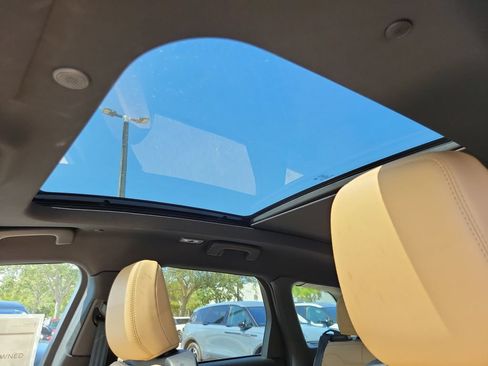Certified 2022 Lincoln Corsair Reserve w/ Sport Package AWD/4WD image 18