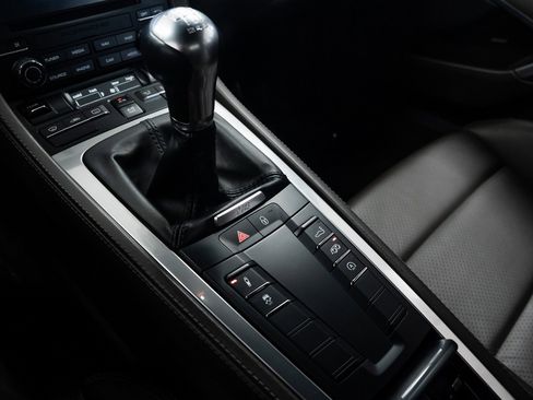 Used 2017 Porsche 718 Cayman S image 15