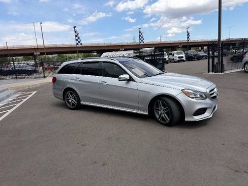 Used 2015 Mercedes-Benz E 350 4MATIC Wagon w/ Premium 1 Package image 18
