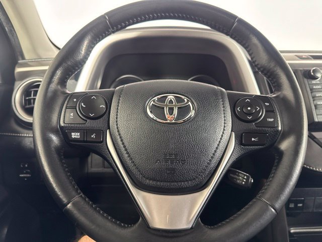 Used 2017 Toyota RAV4 XLE FWD image 17
