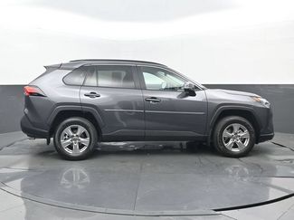 Used 2022 Toyota RAV4 XLE w/ Convenience Package FWD video 2