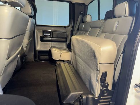 Used 2007 Lincoln Mark LT Pickup 4D 5 1/2 ft image 27