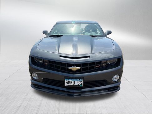 Used 2010 Chevrolet Camaro SS w/ RS Package RWD image 3