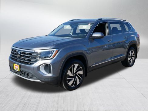 Used 2024 Volkswagen Atlas SEL AWD/4WD image 3