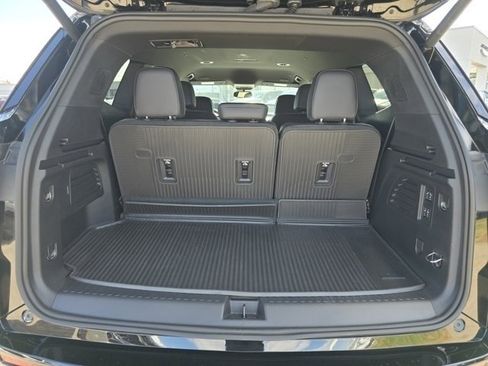 Used 2025 Buick Enclave Sport Touring w/ Power Package image 29