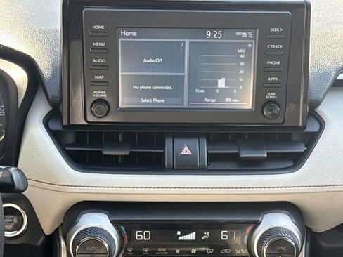 Used 2019 Toyota RAV4 XLE w/ All Weather Liner Package FWD image 12