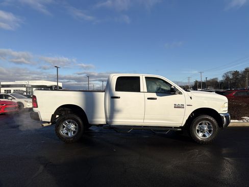 Used 2015 RAM 2500 Tradesman w/ Chrome Appearance Group image 4