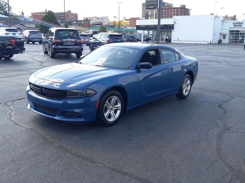 Used 2023 Dodge Charger SXT image 5